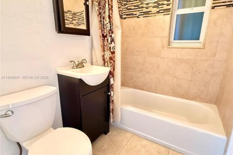 Купить виллу или дом в Форт-Лодердейл, Флорида 3 спальни, 110.93м2, № 2005391 - фото 11