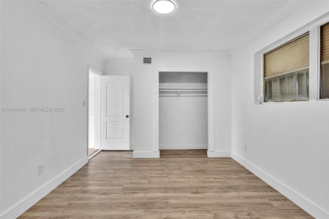 Купить виллу или дом в Форт-Лодердейл, Флорида 3 спальни, 110.93м2, № 2005391 - фото 27