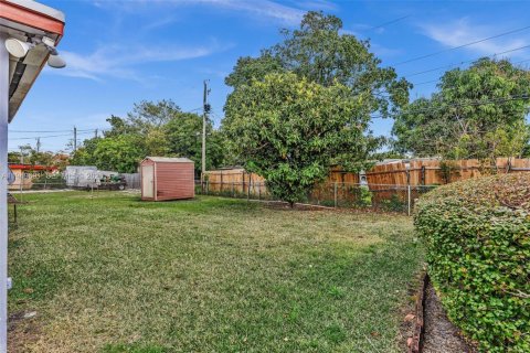 Купить виллу или дом в Форт-Лодердейл, Флорида 3 спальни, 110.93м2, № 2005391 - фото 23