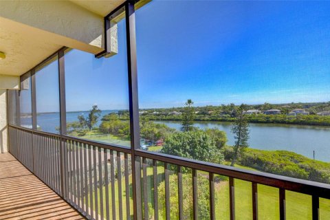 Condo in Longboat Key, Florida, 2 bedrooms  № 840705 - photo 24