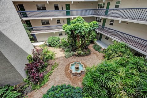 Condo in Longboat Key, Florida, 2 bedrooms  № 840705 - photo 27