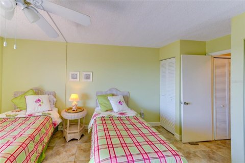 Condo in Longboat Key, Florida, 2 bedrooms  № 840705 - photo 18