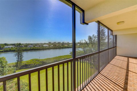 Condo in Longboat Key, Florida, 2 bedrooms  № 840705 - photo 22
