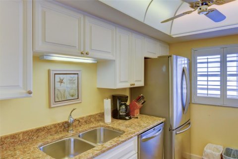 Condo in Longboat Key, Florida, 2 bedrooms  № 840705 - photo 10