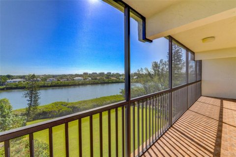 Condo in Longboat Key, Florida, 2 bedrooms  № 840705 - photo 23