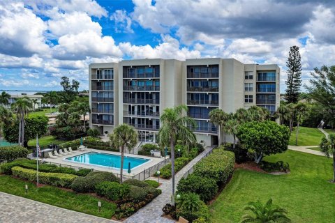 Condo in Longboat Key, Florida, 2 bedrooms  № 840705 - photo 28