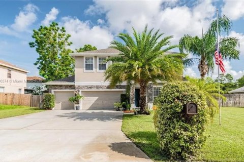 House in Longwood, Florida 4 bedrooms № 1952549 - photo 1