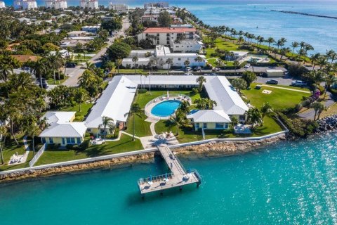 Condominio en alquiler en Palm Beach Shores, Florida, 1 dormitorio, 80.27 m2 № 786176 - foto 1