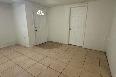 Villa ou maison à louer à Orlando, Floride: 5 chambres, 139.35 m2 № 2101708 - photo 11