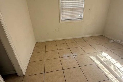 House in Orlando, Florida 5 bedrooms, 139.35 sq.m. № 2101708 - photo 27