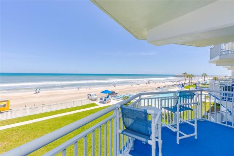 Condominio en venta en Daytona Beach, Florida, 2 dormitorios, 92.9 m2 № 1883313 - foto 5
