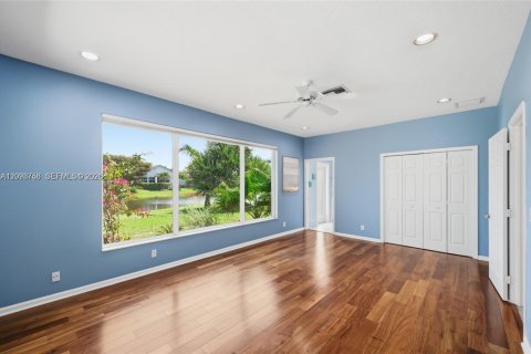 Villa ou maison à vendre à Weston, Floride: 5 chambres, 354.52 m2 № 2397138 - photo 22