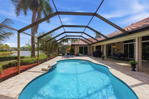 Villa ou maison à vendre à Weston, Floride: 5 chambres, 354.52 m2 № 2397138 - photo 3