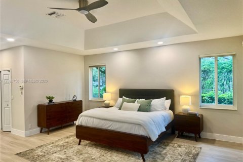Villa ou maison à vendre à Weston, Floride: 5 chambres, 354.52 m2 № 2397138 - photo 6