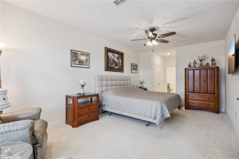 Condo in Orlando, Florida, 2 bedrooms  № 2371798 - photo 26