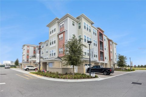 Condo in Orlando, Florida, 2 bedrooms  № 2371798 - photo 3
