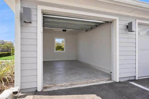 Condo in Orlando, Florida, 2 bedrooms  № 2371798 - photo 4