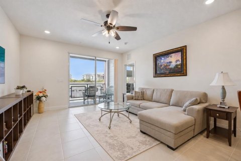 Condo in Orlando, Florida, 2 bedrooms  № 2371798 - photo 17