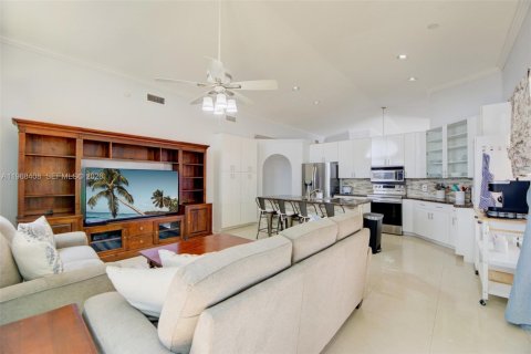 Casa en venta en Doral, Florida, 3 dormitorios, 180.79 m2 № 2029555 - foto 7