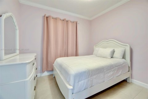 Casa en venta en Doral, Florida, 3 dormitorios, 180.79 m2 № 2029555 - foto 28