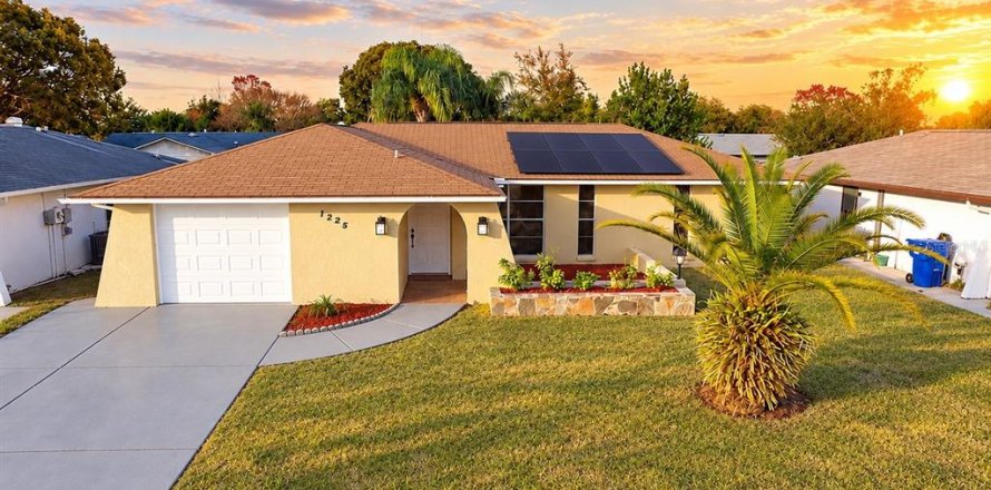 Villa ou maison à Port Richey, Floride 2 chambres, 118.17 m2 № 2390855