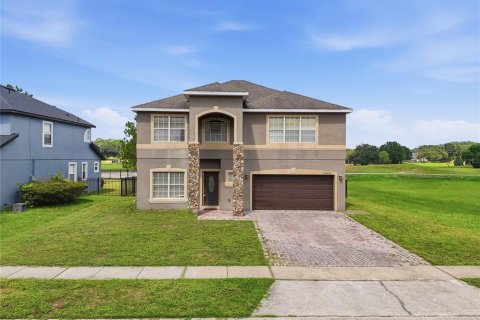 Villa ou maison à Sorrento, Floride 3 chambres, 248.61 m2 № 2313113