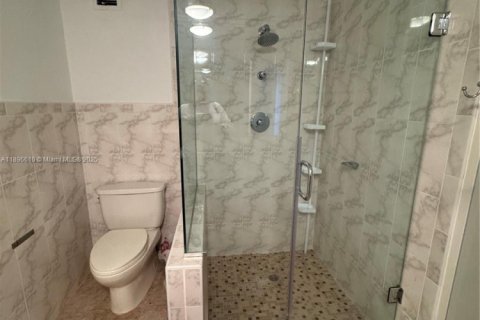 Copropriété à vendre à Miami Beach, Floride: 2 chambres, 144.93 m2 № 1948322 - photo 9