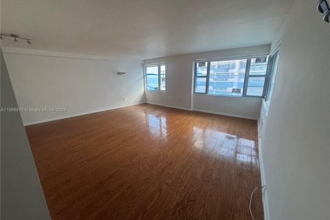 Copropriété à vendre à Miami Beach, Floride: 2 chambres, 144.93 m2 № 1948322 - photo 5