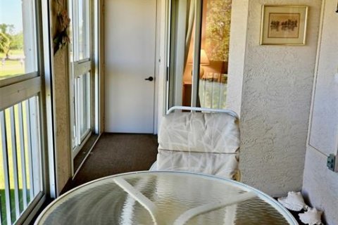 Condo in Bradenton, Florida, 2 bedrooms  № 1583520 - photo 14