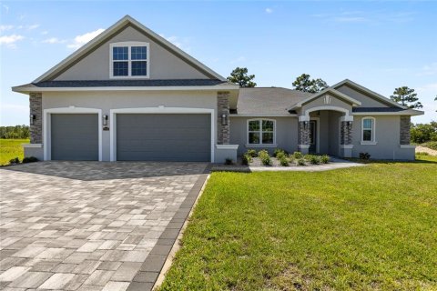 Villa ou maison à vendre à Dunnellon, Floride: 5 chambres, 285.77 m2 № 1723396 - photo 1