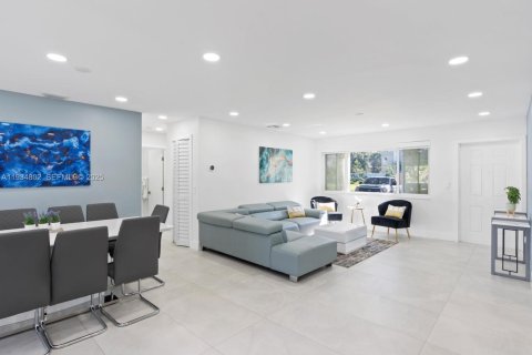 Villa ou maison à louer à Dania Beach, Floride: 4 chambres, 125.23 m2 № 1993019 - photo 11