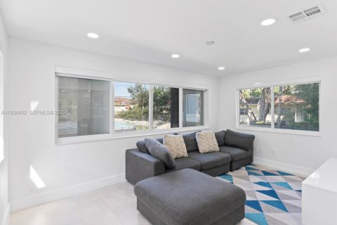 Villa ou maison à louer à Dania Beach, Floride: 4 chambres, 125.23 m2 № 1993019 - photo 8