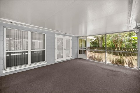 House in Ocala, Florida 3 bedrooms, 116.5 sq.m. № 1914998 - photo 21