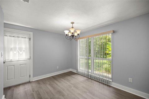 House in Ocala, Florida 3 bedrooms, 116.5 sq.m. № 1914998 - photo 8
