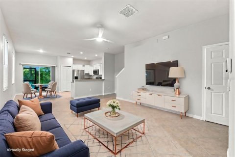 Touwnhouse à louer à Brandon, Floride: 2 chambres, 143.81 m2 № 2158008 - photo 4