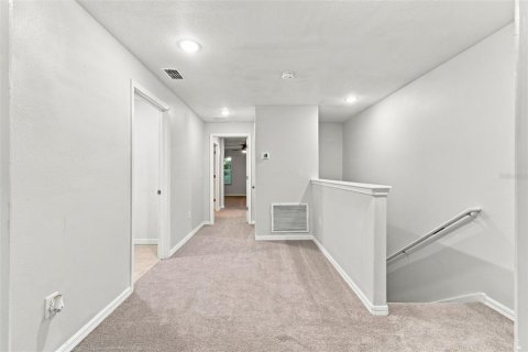 Touwnhouse à louer à Brandon, Floride: 2 chambres, 143.81 m2 № 2158008 - photo 8