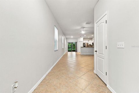 Touwnhouse à louer à Brandon, Floride: 2 chambres, 143.81 m2 № 2158008 - photo 5