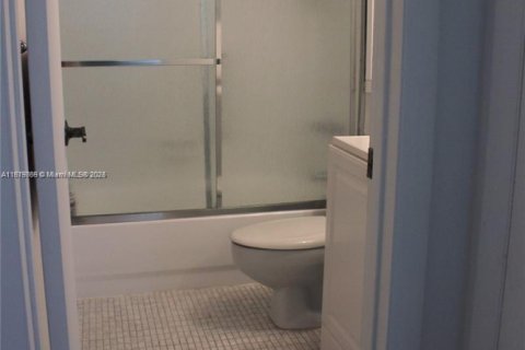 Condominio en venta en Pembroke Pines, Florida, 2 dormitorios, 97.55 m2 № 1921279 - foto 9
