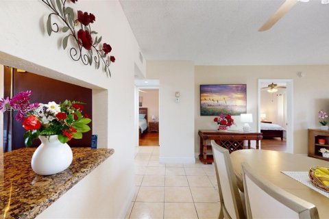 Condo in Margate, Florida, 2 bedrooms  № 1999483 - photo 14