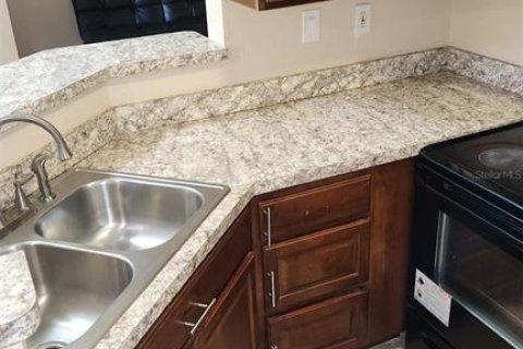 Copropriété à vendre à Tampa, Floride: 2 chambres, 95.41 m2 № 1810629 - photo 5