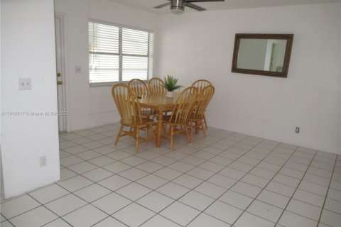 Condominio en alquiler en Hallandale Beach, Florida, 1 dormitorio, 74.32 m2 № 1966695 - foto 17