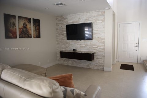 Купить виллу или дом в Плантация, Флорида 3 спальни, 139.35м2, № 1974379 - фото 29