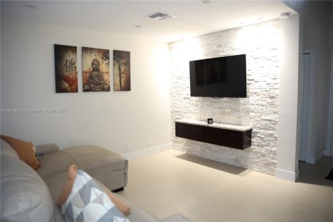 Купить виллу или дом в Плантация, Флорида 3 спальни, 139.35м2, № 1974379 - фото 4