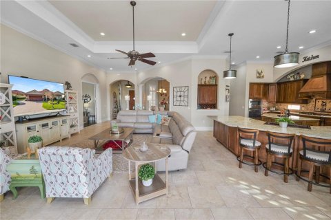 House in Lakeland, Florida 4 bedrooms, 318.84 sq.m. № 1533033 - photo 12