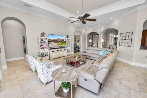 House in Lakeland, Florida 4 bedrooms, 318.84 sq.m. № 1533033 - photo 10