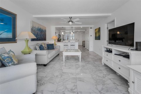 Copropriété à louer à Indian Shores, Floride: 2 chambres, 86.86 m2 № 2436762 - photo 15