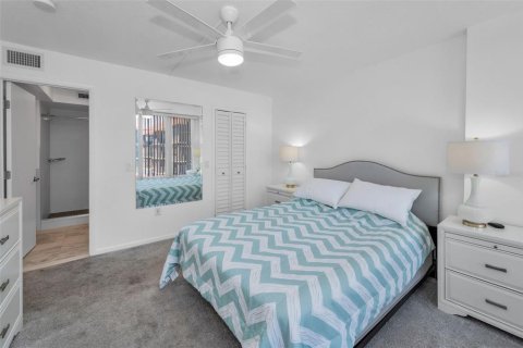 Copropriété à louer à Indian Shores, Floride: 2 chambres, 86.86 m2 № 2436762 - photo 28