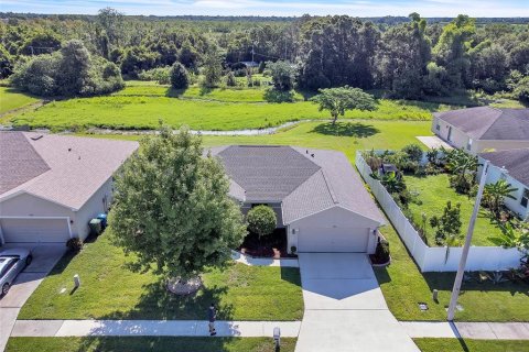 Casa en venta en Winter Haven, Florida, 3 dormitorios, 172.52 m2 № 1875784 - foto 26