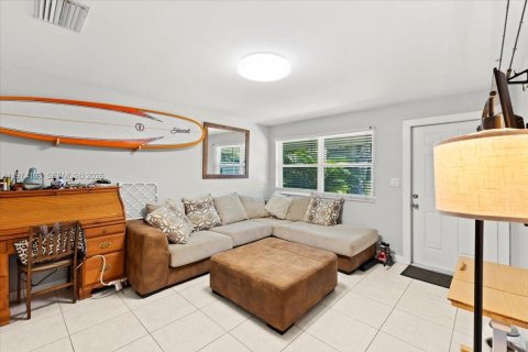 Купить коммерческую недвижимость в Форт-Лодердейл, Флорида 127.83м2, № 2044443 - фото 24