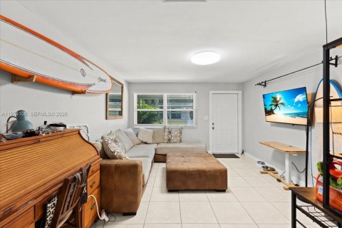 Купить коммерческую недвижимость в Форт-Лодердейл, Флорида 127.83м2, № 2044443 - фото 23